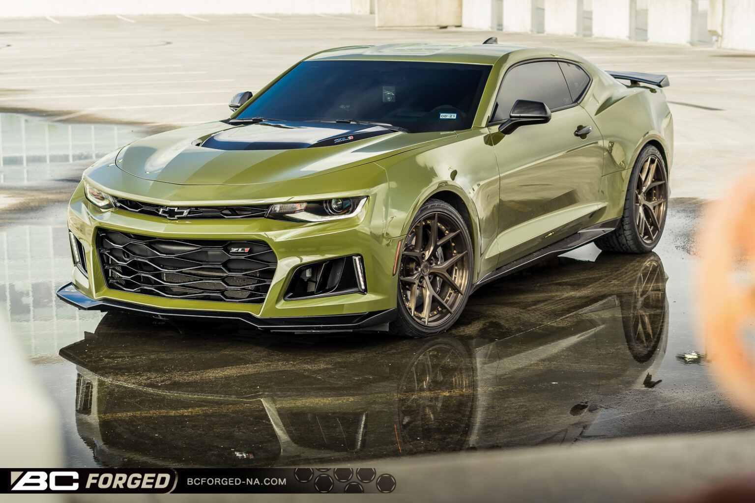 ARMANI’S 2020 CHEVROLET CAMARO ZL1 – 20″ HCS21S - BC Forged NA