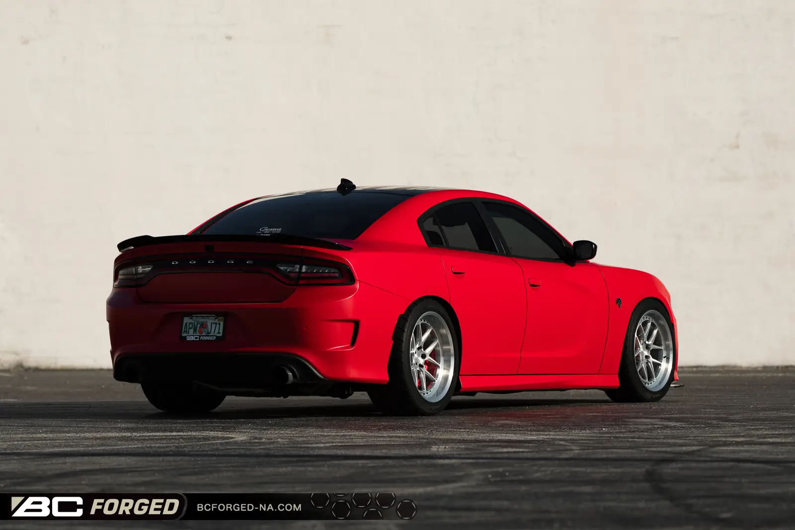 DODGE CHARGER HELLCAT – 20X10″ FRONT / 20X11″ REAR LE52 - BC Forged NA
