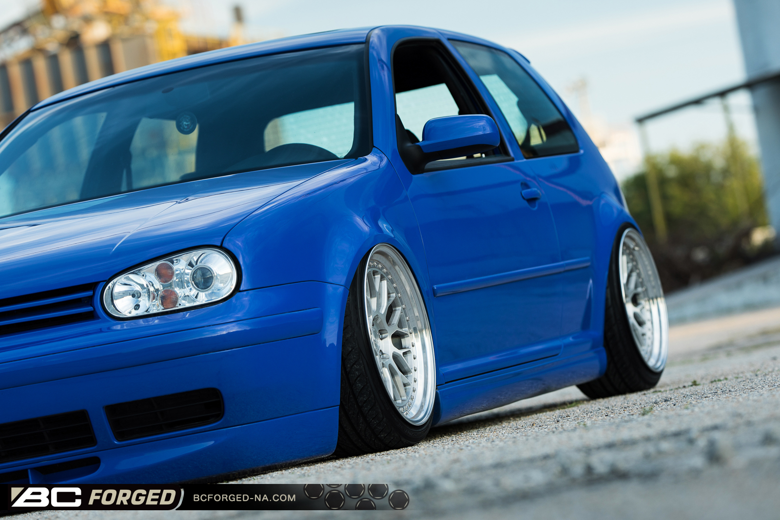 TOMMY’S VW MK4 GTI 20TH ANNIVERSARY – 18″ MLE81 - BC Forged NA