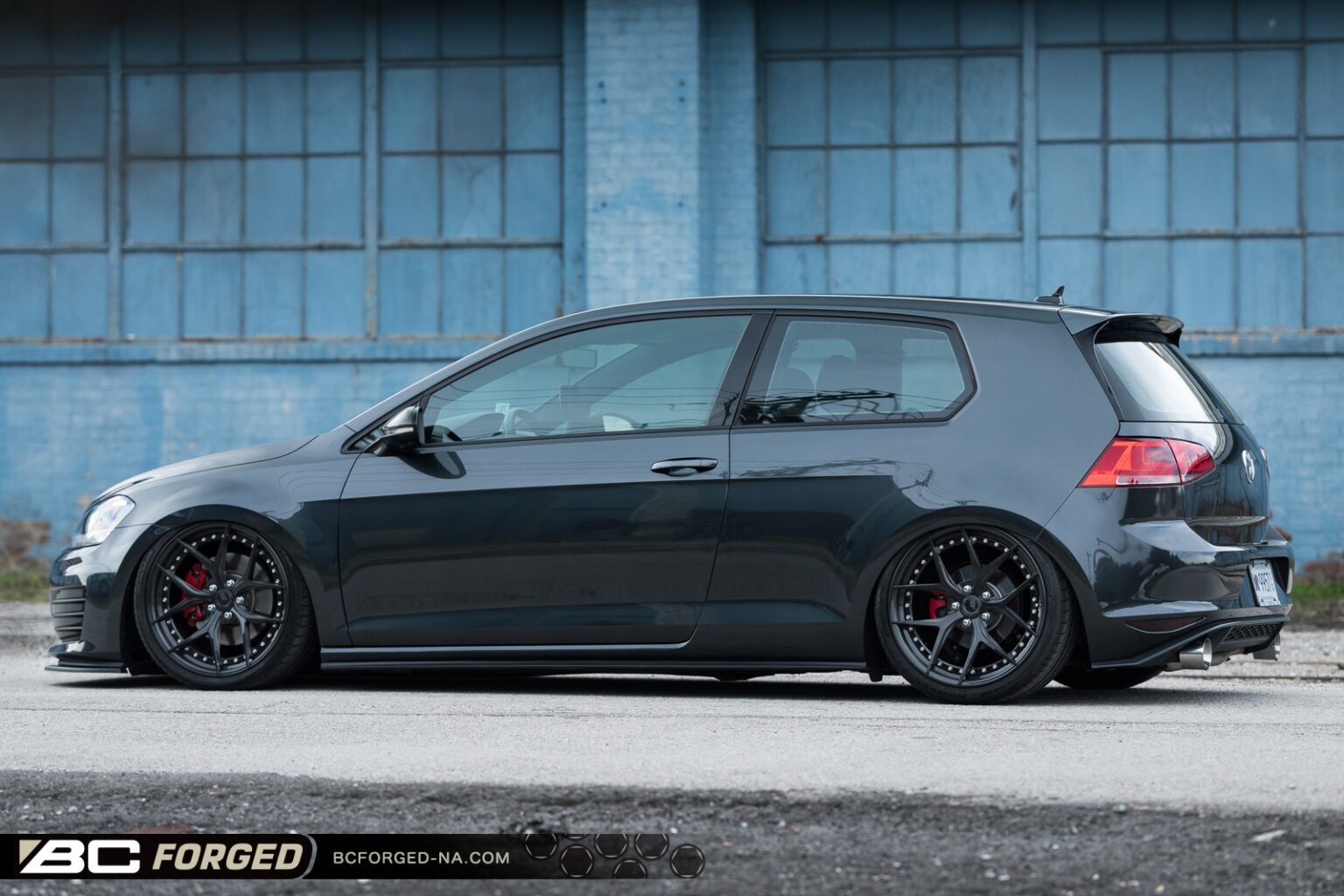 VW MK7 GTI – 19X9.0″ HCS21S W/ 265/30/19 SQUARE - BC Forged NA