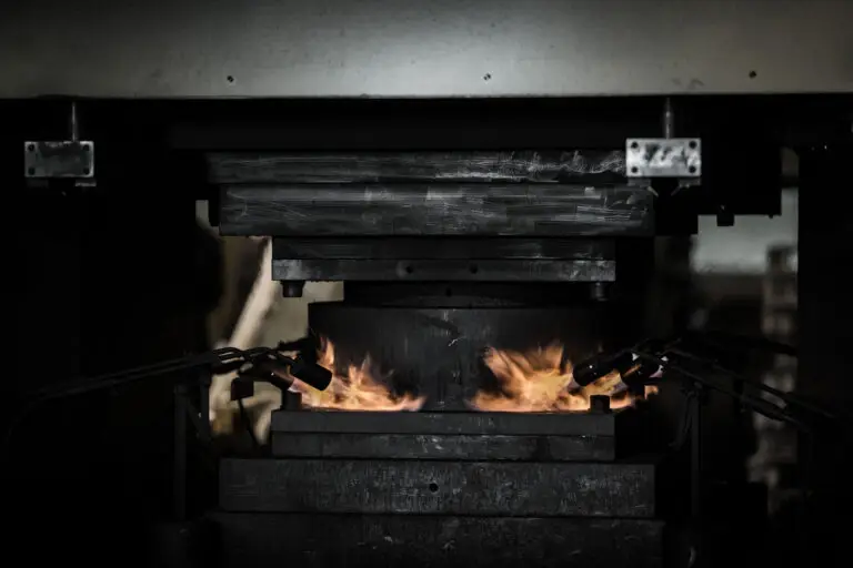 Forging press process detail